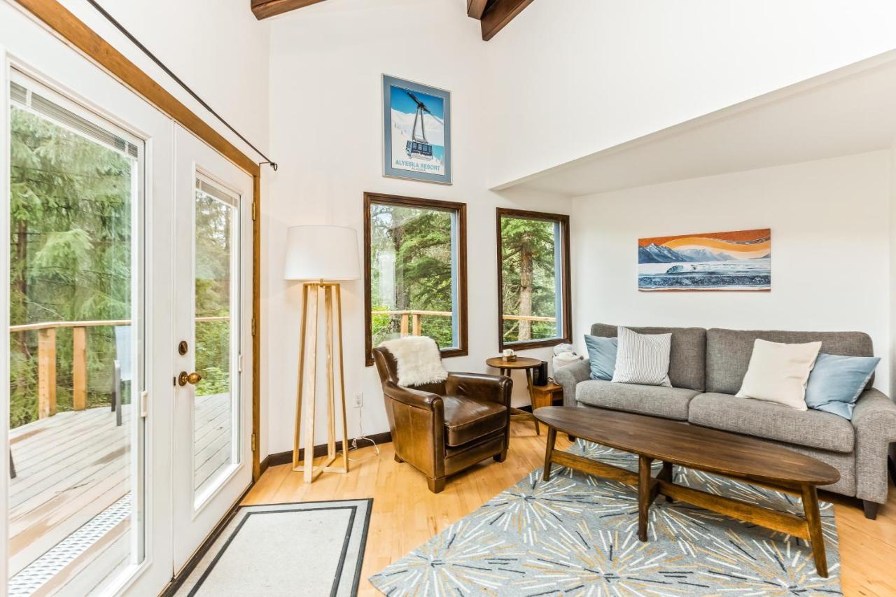Вилла Girdwood Mountain House Экстерьер фото